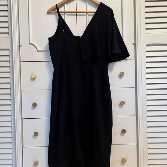 Dress the Population “Beth” One-Shoulder Cape Cocktail Dress - Picture 4 of 5